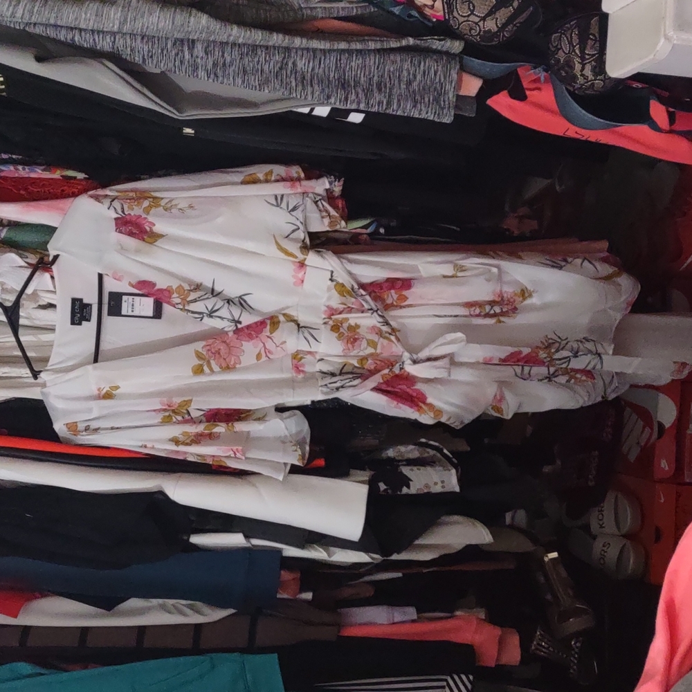 NWT City Chic Floral Dress - Picture 4 of 4